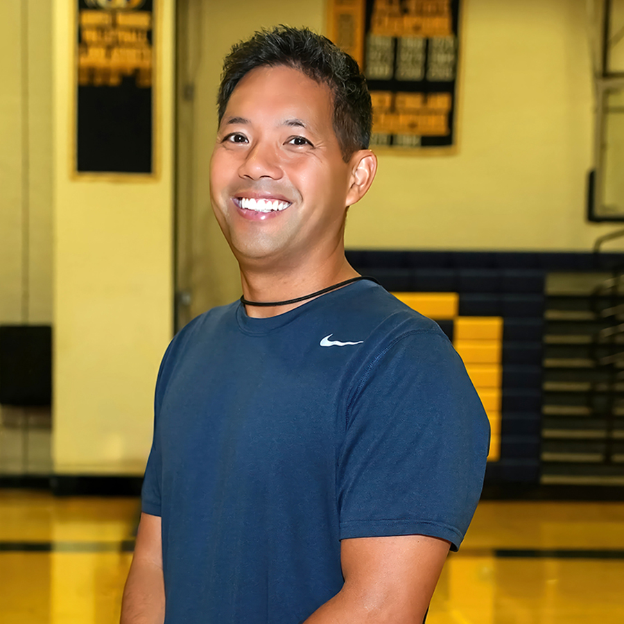 Coach Alan Hibino